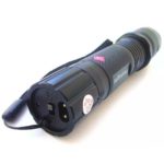 Linterna Táctica para Defensa Personal